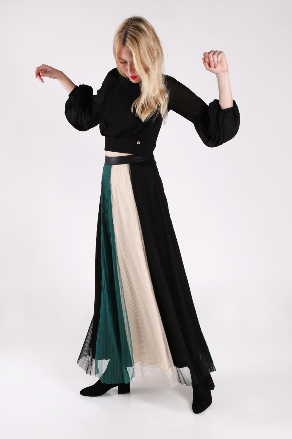 Ma3i Toylinh Foysta Fracomina Polyxrwmo Bloobox Gr